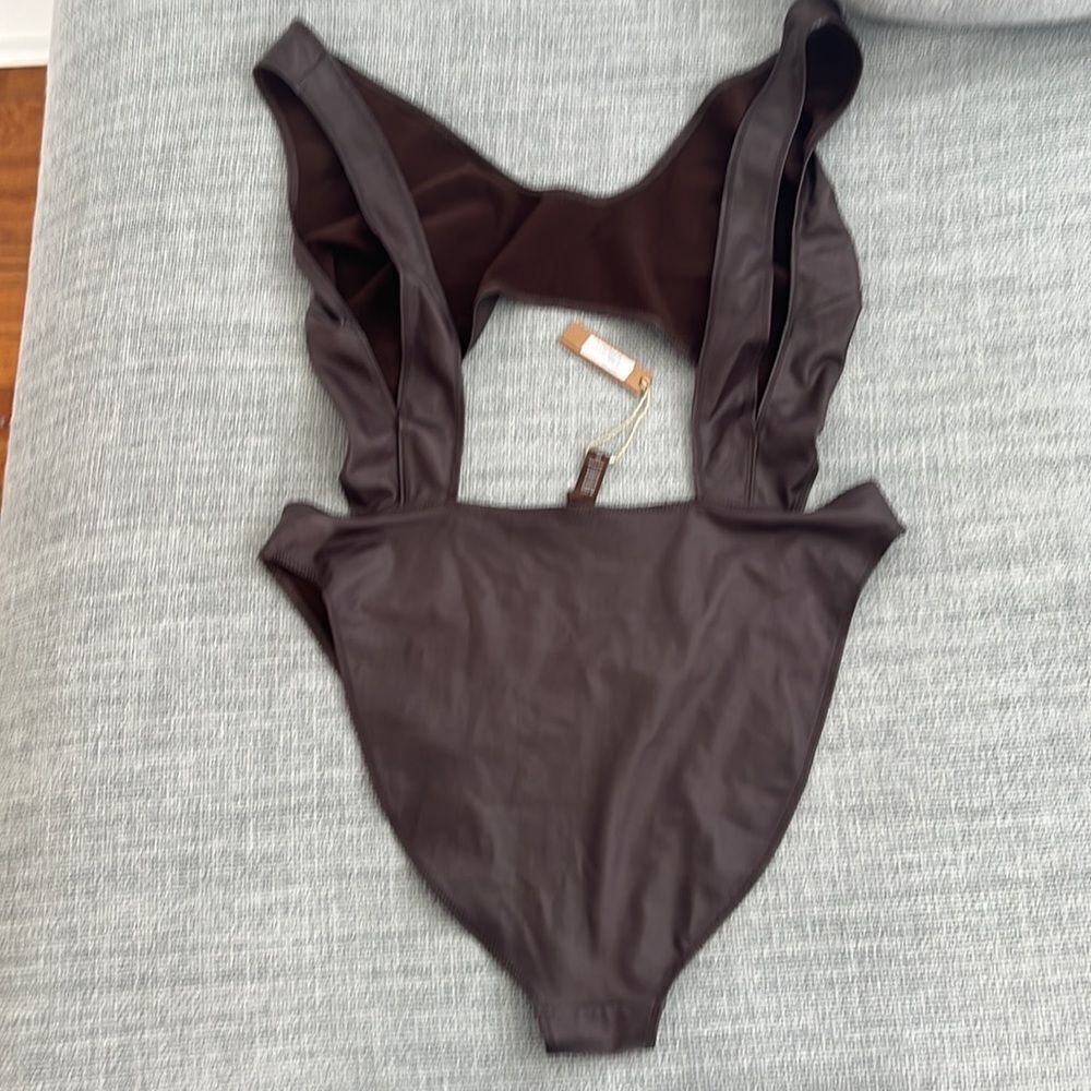 Skims Cut Out Monokini Cocoa Wet‎ Jersey Size 4X - Picture 9 of 10